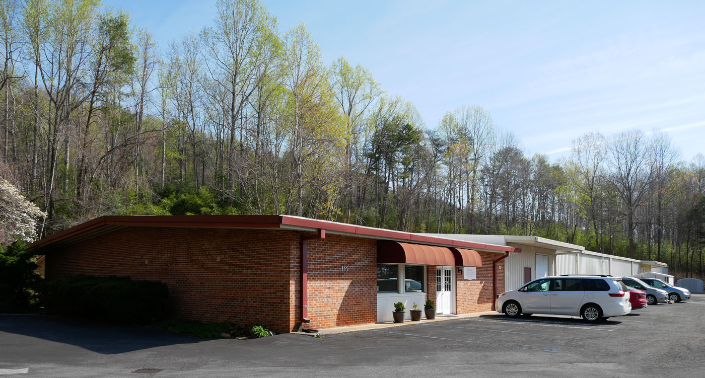 Photo of Condar's building